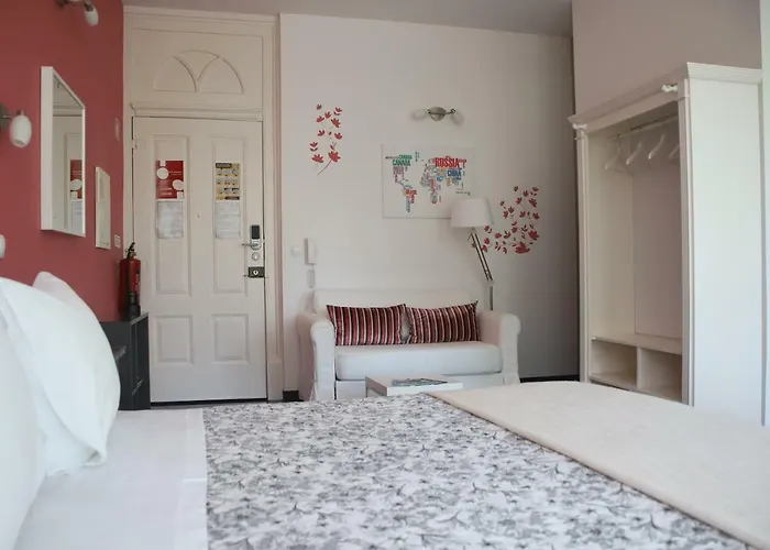 Gasthof Pinho Apartments, And