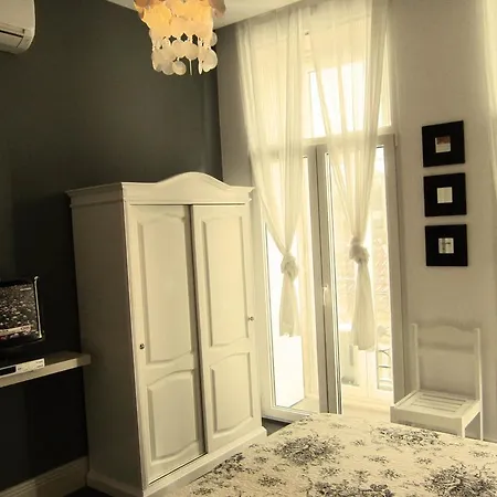 Pinho Apartments, And 4*