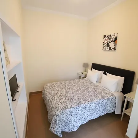 Pinho Apartments, And