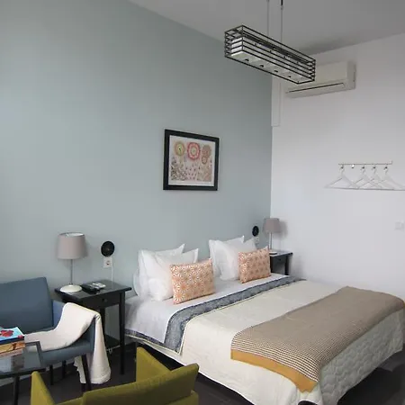 Pinho Apartments, And