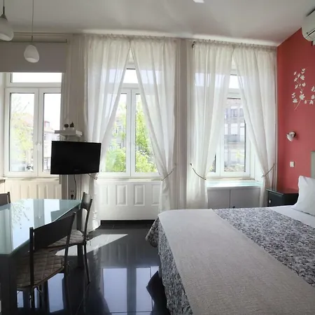 Pinho Apartments, And ゲストハウス