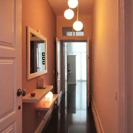 Pinho Apartments, And Πανσιόν