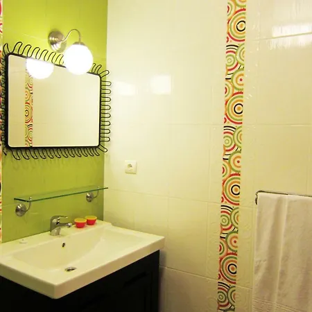 ゲストハウス Pinho Apartments, And 3*