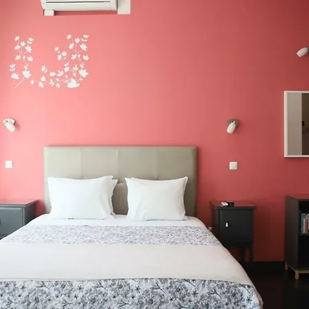 ゲストハウス Pinho Apartments, And ポルト