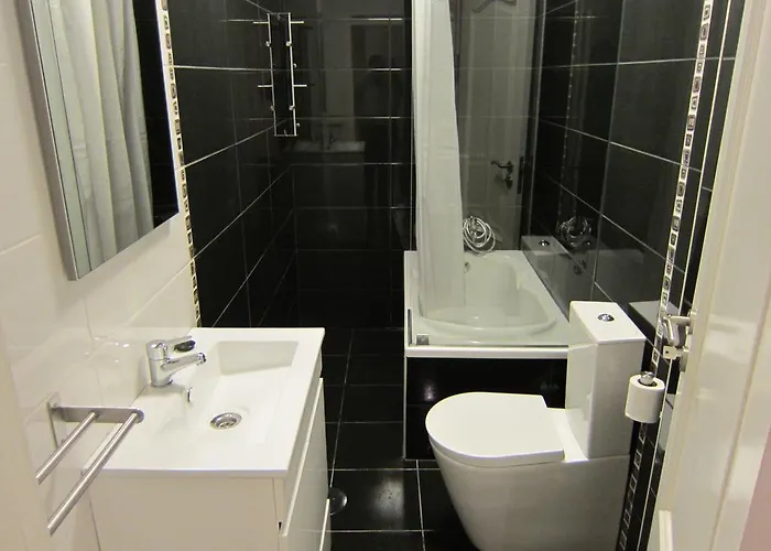 Affittacamere Pinho Apartments, And