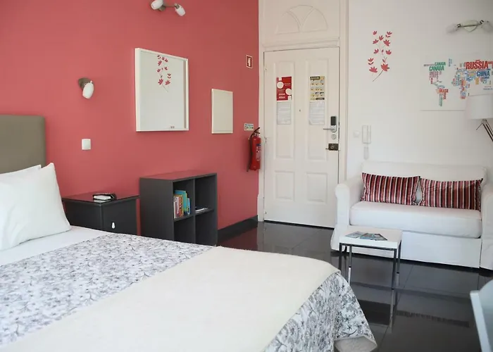 Pinho Apartments, And ゲストハウス