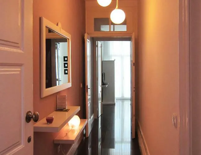 Pinho Apartments, And Pensión